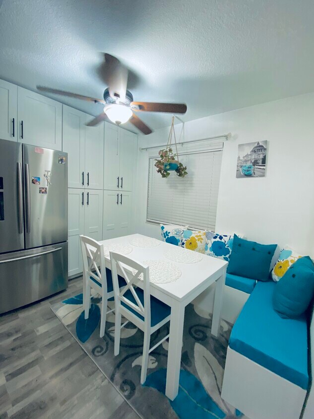 Foto principal - 4938 Alder Dr