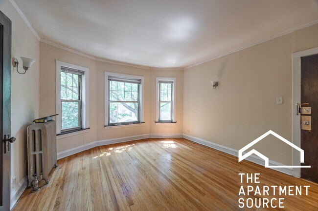 Foto del edificio - 4901 N Hoyne Ave