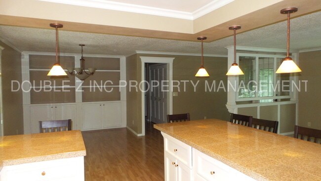 Building Photo - 11416 Gravelly Lake Dr SW
