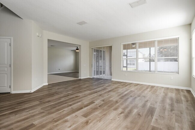 Foto del edificio - 14719 Windigo Ln