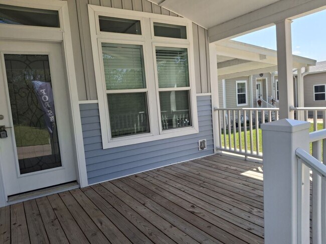 Foto del edificio - 34832 Robins Song Rd