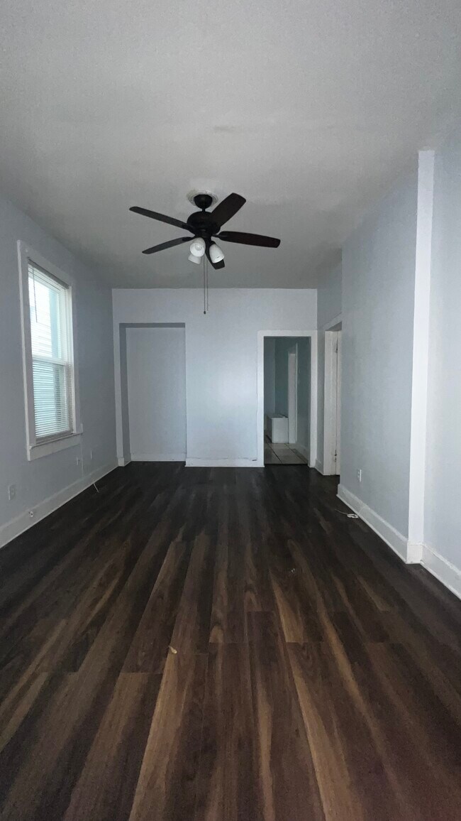 LIVING ROOM - 187 Clerk St