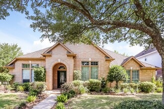 Building Photo - 13207 Castle Combe Dr