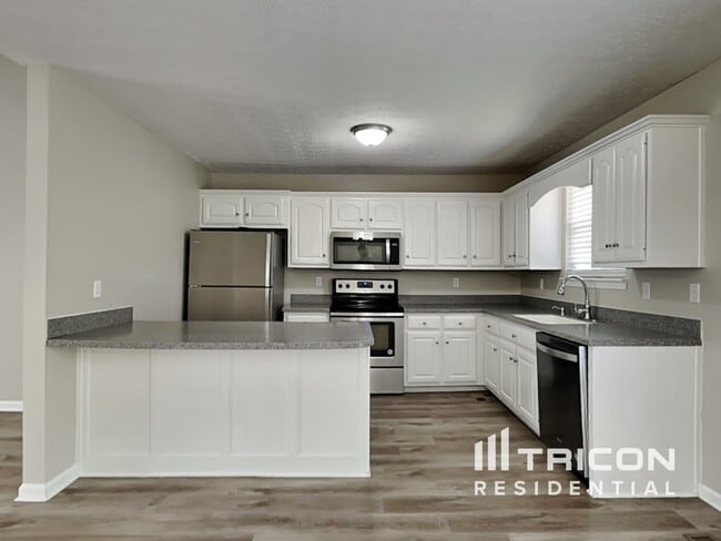 Building Photo - 706 Buckshot Dr