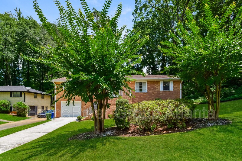 Foto principal - 575 W Handy Dr NW