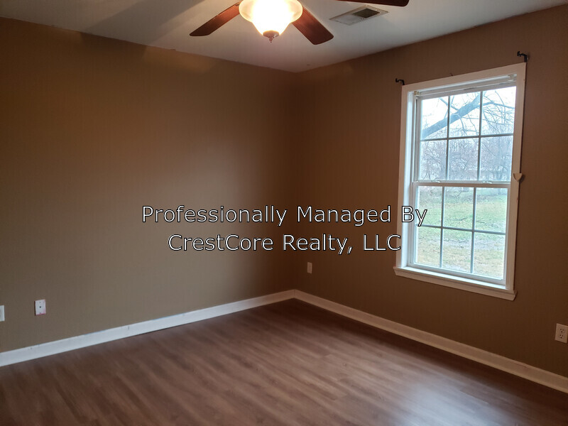 Primary Photo - 129 Wheatley Dr