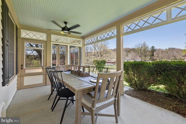 Building Photo - 94 Geigel Hill Rd