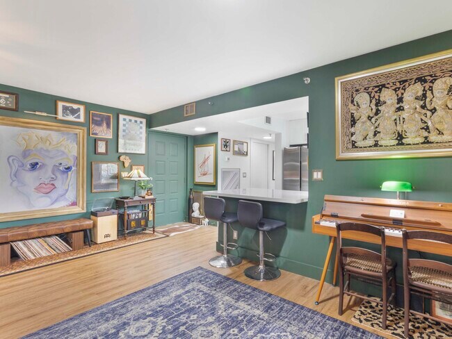 Building Photo - 955 Egret Cir