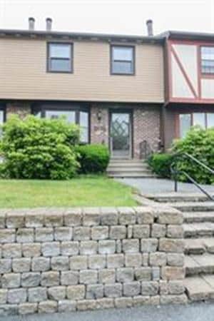 Building Photo - D31 Scotty Hollow Dr