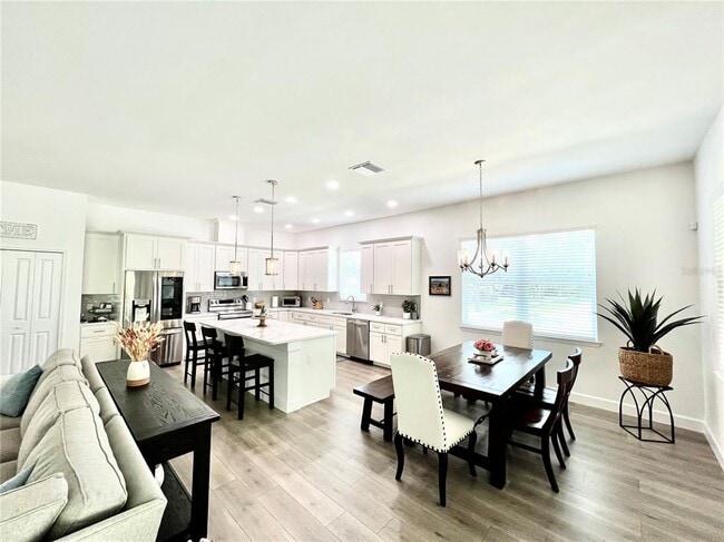 Building Photo - 1334 Belcher Dr