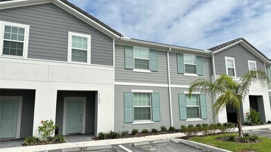 Building Photo - 7167 Oakmoss Loop