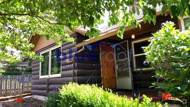 Building Photo - 3806 S Canby St