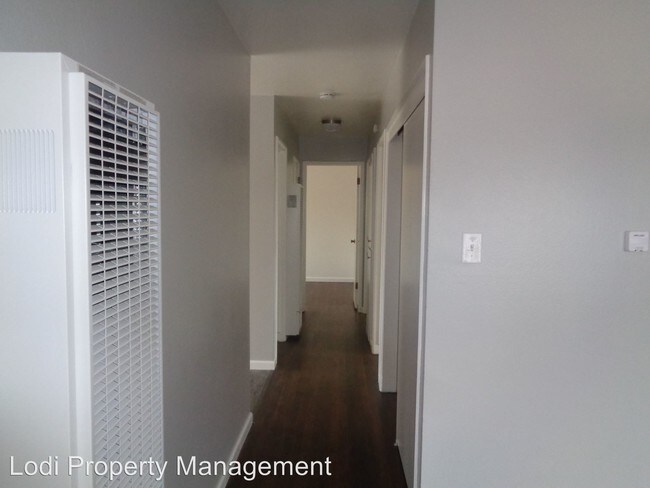 Foto del edificio - 3 br, 1 bath House - 501 CALAVERAS STREET