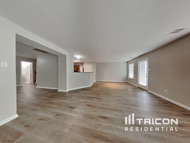 Foto del edificio - 22110 Orchard Dale Dr