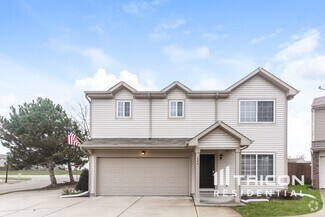 Building Photo - 644 Scotch Pine Dr