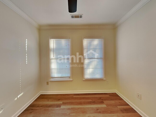 Building Photo - 5512 Westerborne Dr