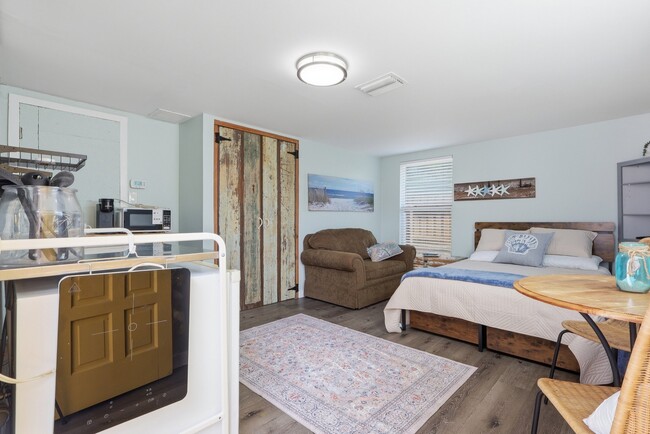 Foto del edificio - 587 Dixie Hwy