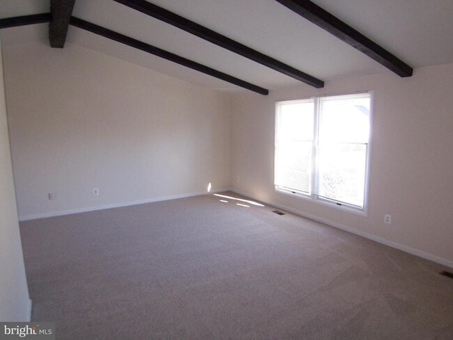 Building Photo - 2022 McKinley Ct