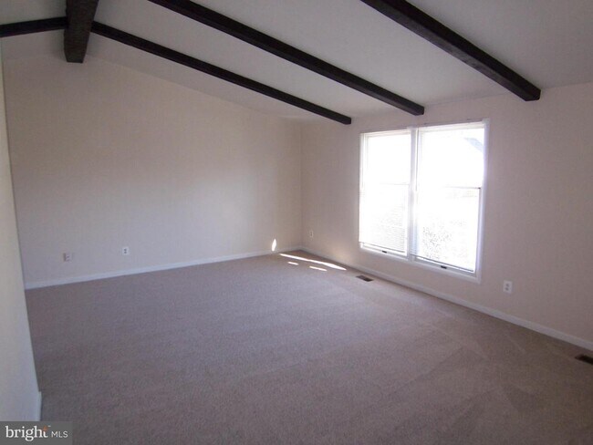 Foto del edificio - 2022 McKinley Ct