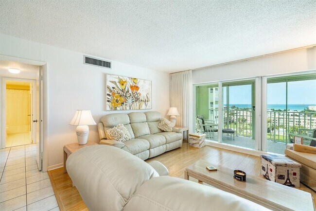 Foto del edificio - 420 64th Ave