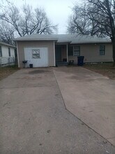 Building Photo - 2534 N 7th St