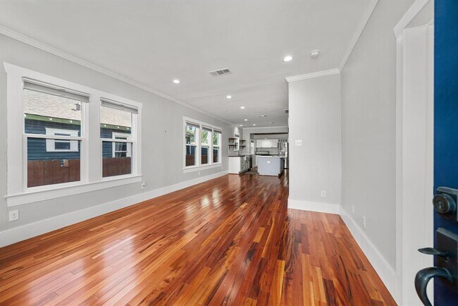 Foto del edificio - 405 Grace St