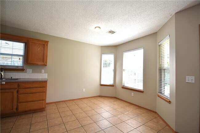 Building Photo - 3 Burnett Cir