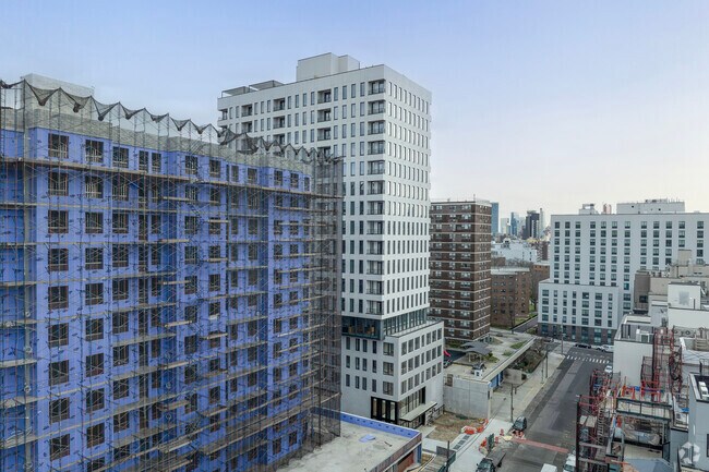 Building Photo - 2625 4th St