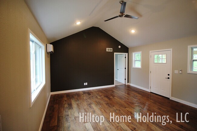 Foto del edificio - 3 Rocky Knoll Ln.