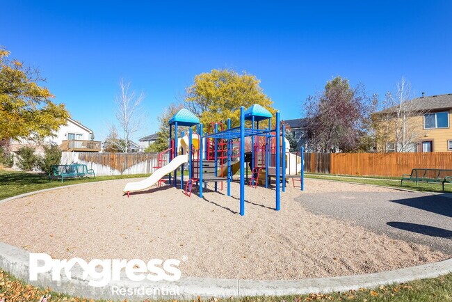 Foto del edificio - 5235 E 123rd Ave