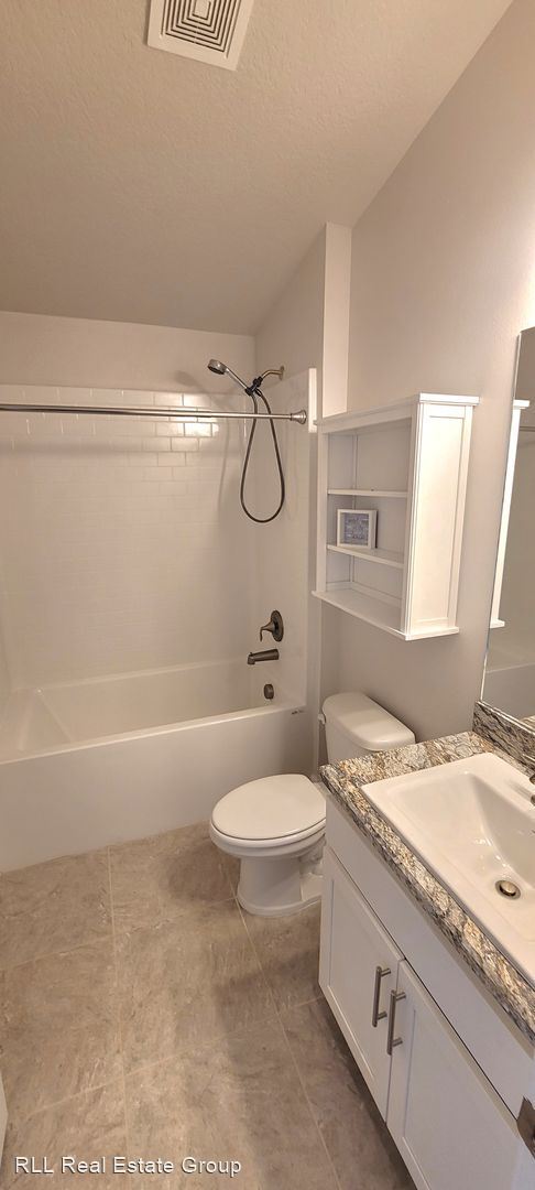 Building Photo - 3 br, 2 bath House - 2552 Pinwherry St. NW
