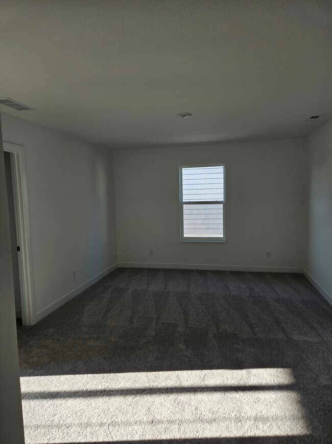 Building Photo - 2114 Ryder Pl