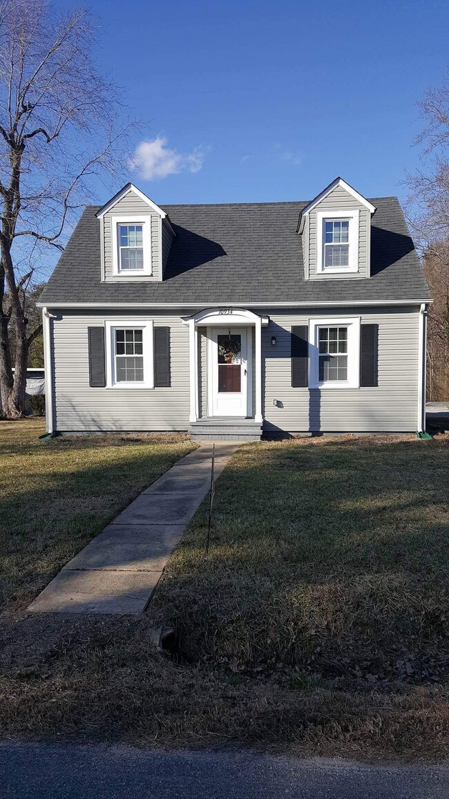 Building Photo - 10934 Catharpin Rd