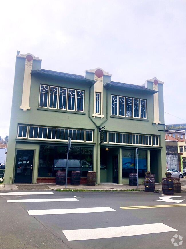 Building Photo - 435 13th St