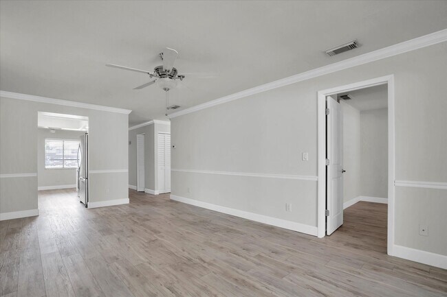 Foto del edificio - 7360 Ulmerton Rd