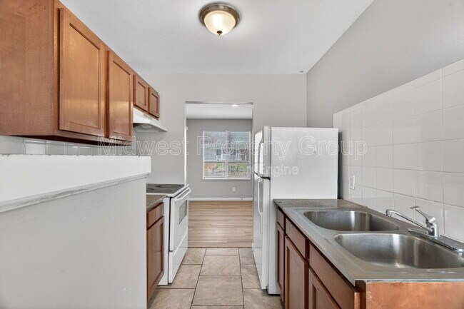 Foto del edificio - 2228 Duchess Dr