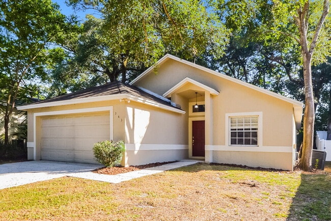 Building Photo - 343 S Lancelot Ave