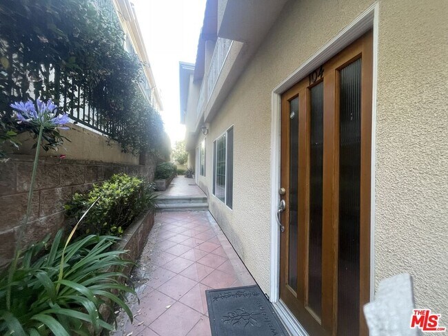 Foto del edificio - 2315 Mira Vista Ave