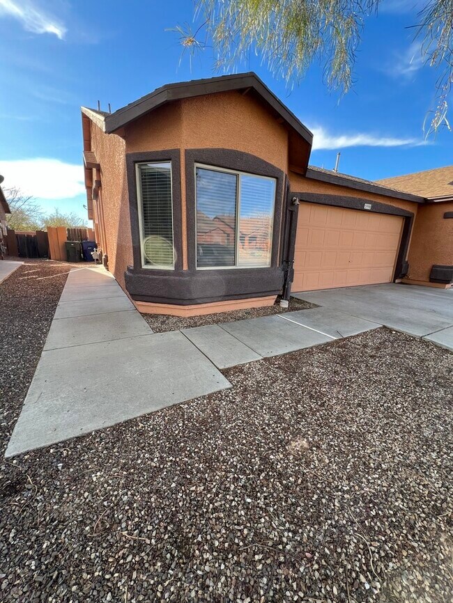 Foto del edificio - Townhome For Rent