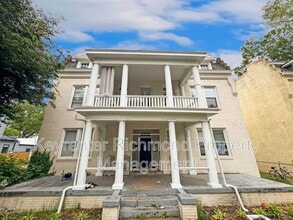 Building Photo - 3425 Carolina Ave