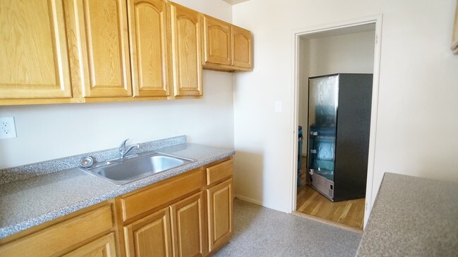 Building Photo - 3636 Fieldston Rd