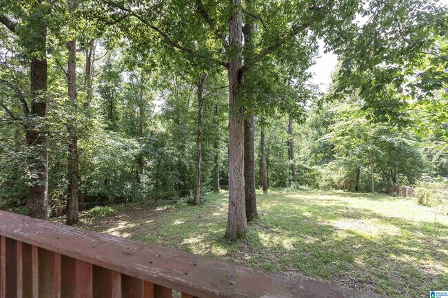 Building Photo - 2900 Valley View Cir