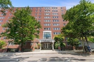 Building Photo - 1600 Beacon St