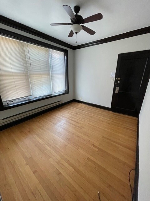 Foto del edificio - 3036 N Ashland Ave
