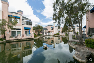 Building Photo - 837 Lakeshore Dr.