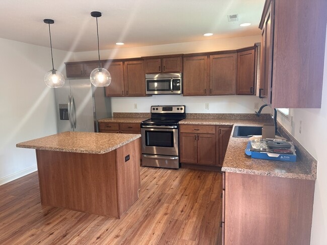 Foto del edificio - 5004 Whitefish Ct