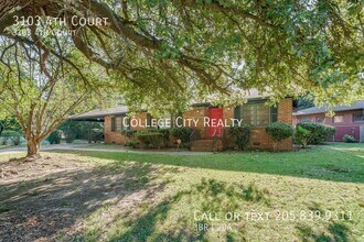 Building Photo - 3103 4th Ct E