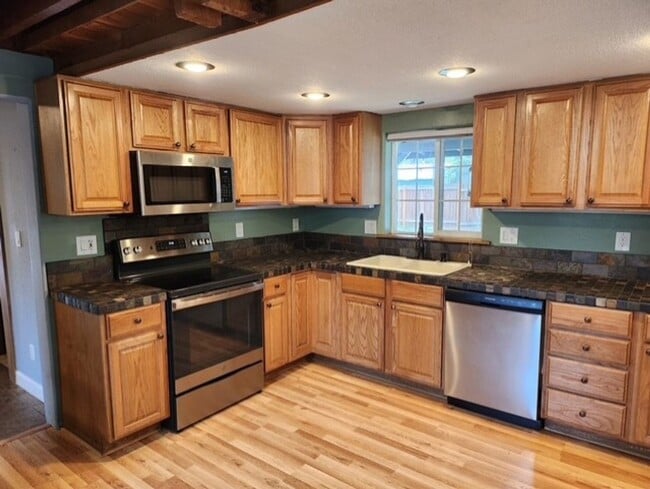 Building Photo - 55768 Snow Goose Rd