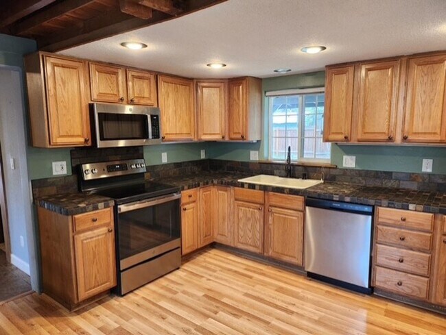 Foto del edificio - 55768 Snow Goose Rd