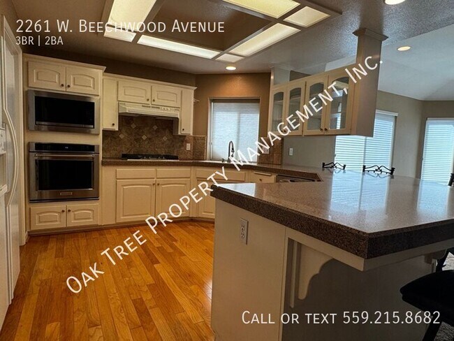 Building Photo - 2261 W Beechwood Ave